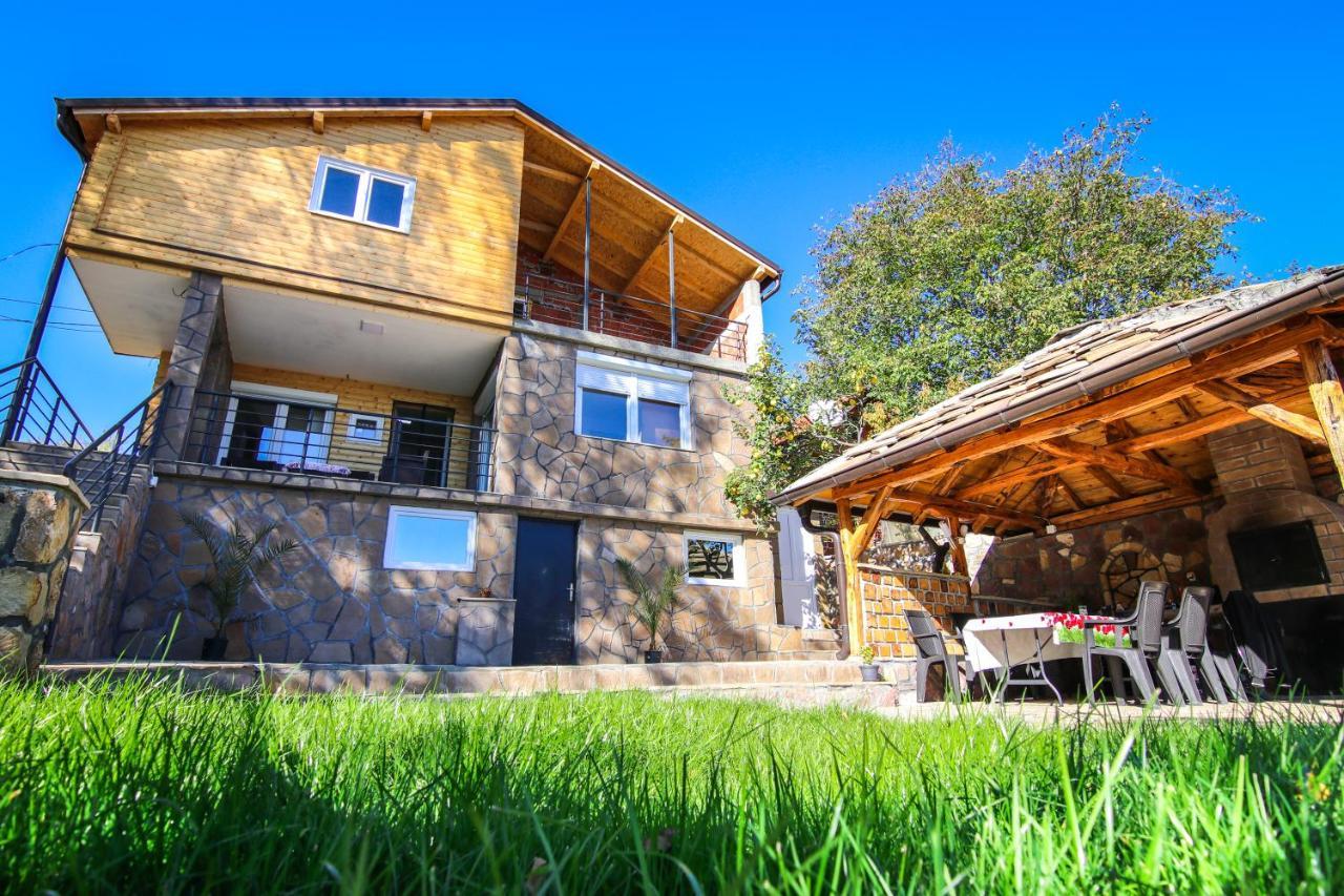 Vila Nemir Zavojsko Jezero Pirot Exteriör bild