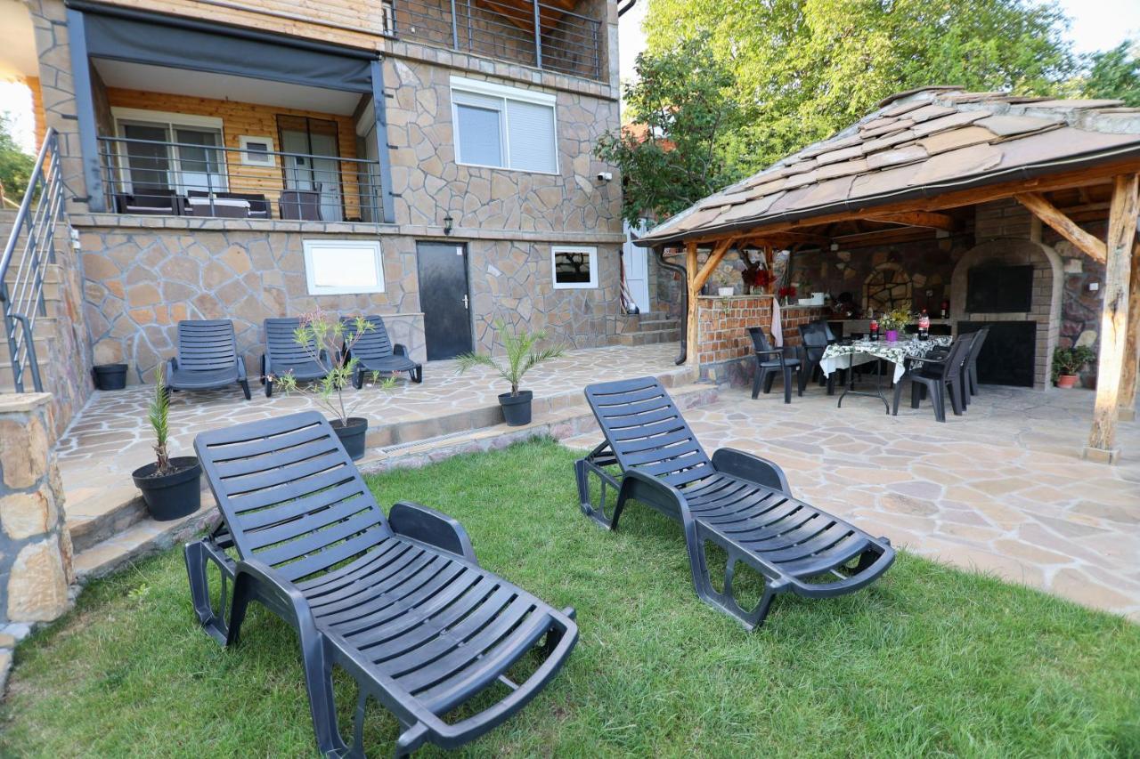 Vila Nemir Zavojsko Jezero Pirot Exteriör bild
