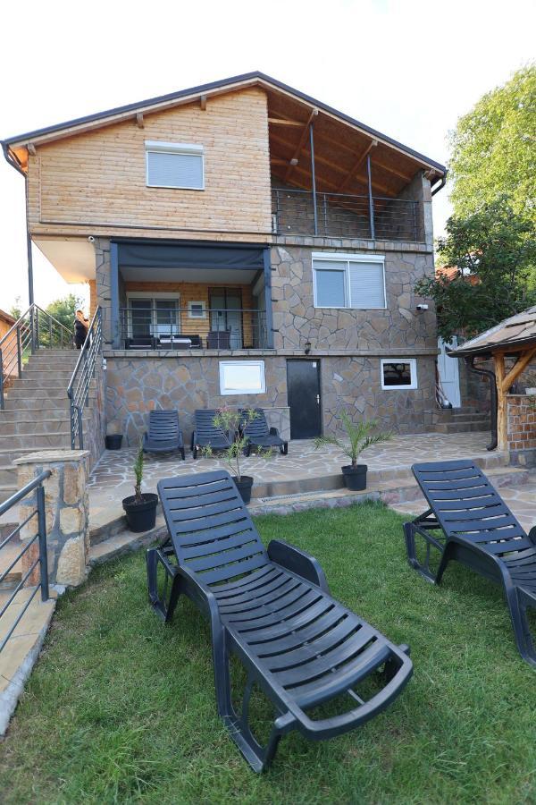 Vila Nemir Zavojsko Jezero Pirot Exteriör bild