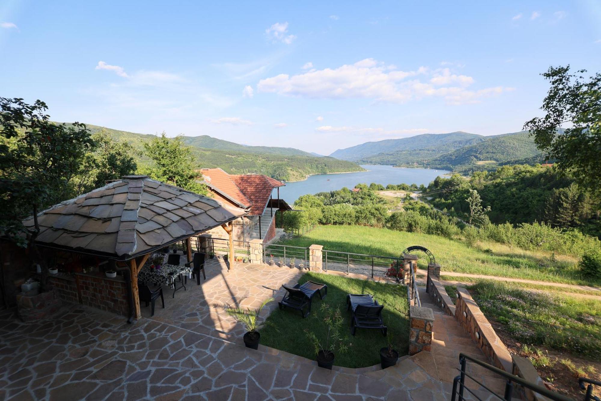 Vila Nemir Zavojsko Jezero Pirot Rum bild